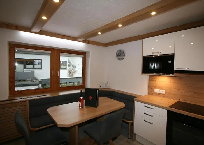 Apartamento Anna By Interhome Fügen